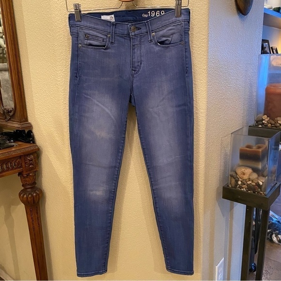 GAP 1969 Women Light Blue Stretchy Legging Jeans Size 25 Short - Picture 1 of 8
